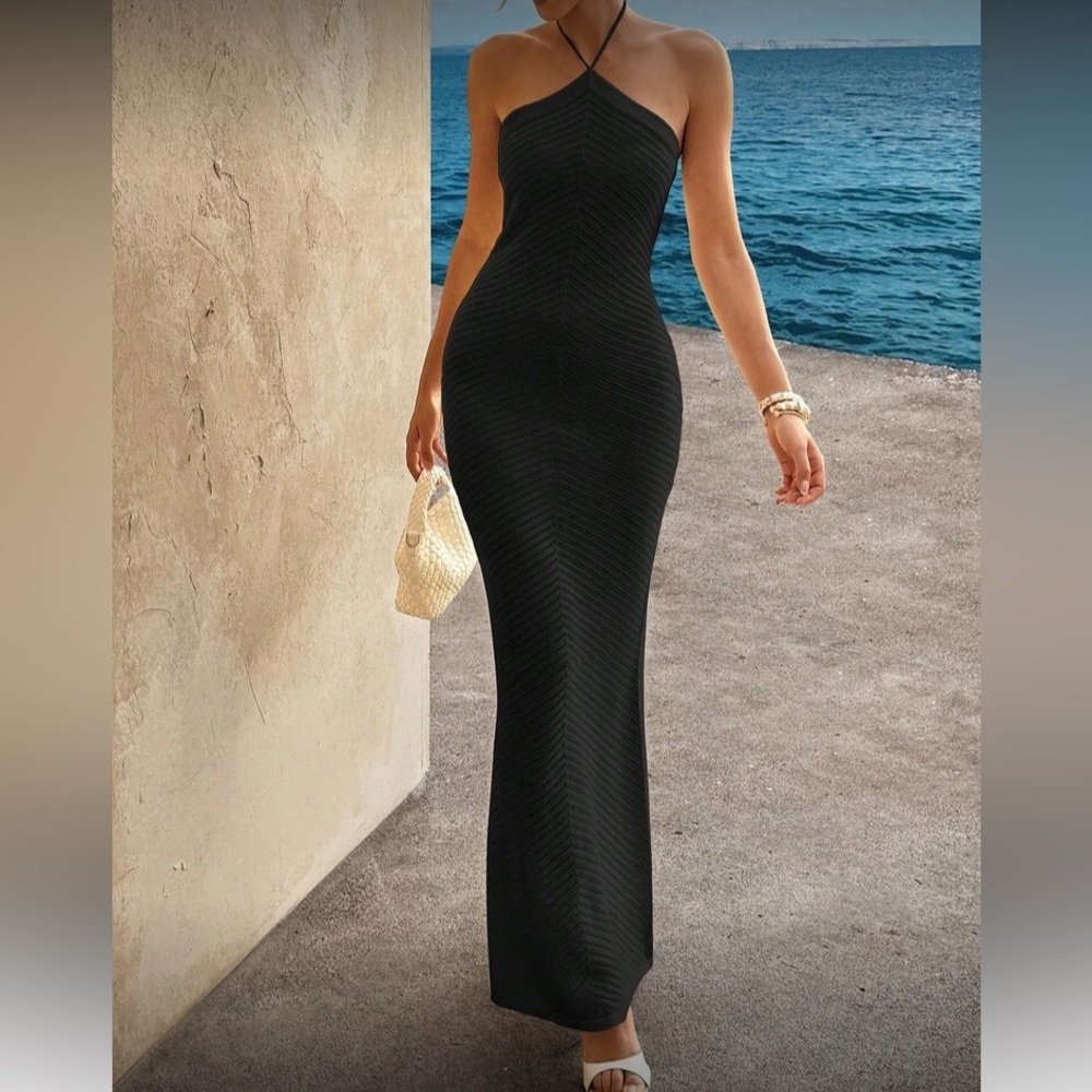 Elegant Black Halter Maxi Dress